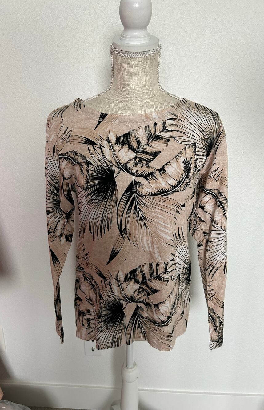 Black and White Tropical Print Pullover - S